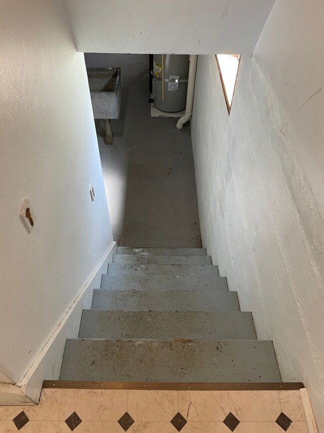 Building Photo - H3309-3311