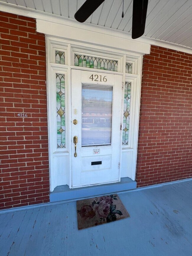 Building Photo - 4216 W Penn Ave