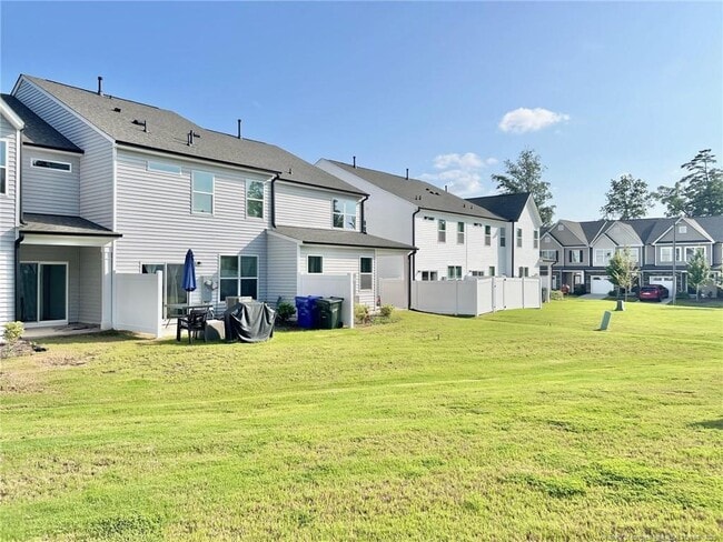Building Photo - 1206 Oakchest Ct
