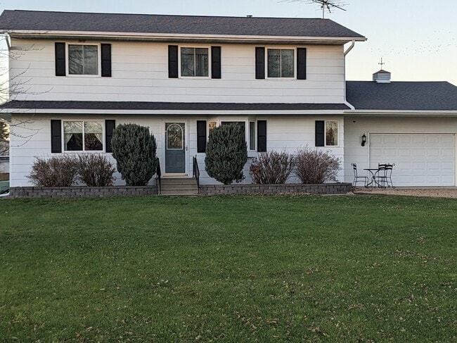 Front of home - 1012 3rd St