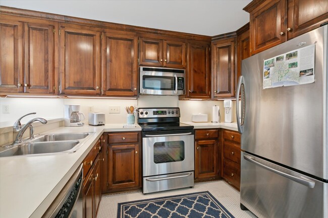 Building Photo - 258 Archer's Mead