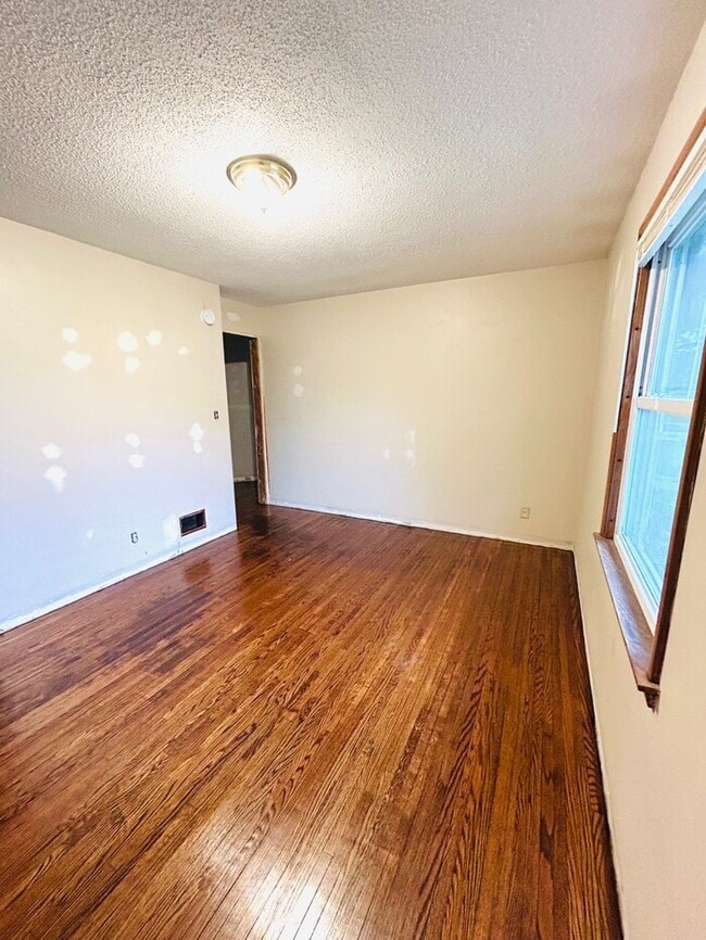 Building Photo - 5857 N Colfax Ave