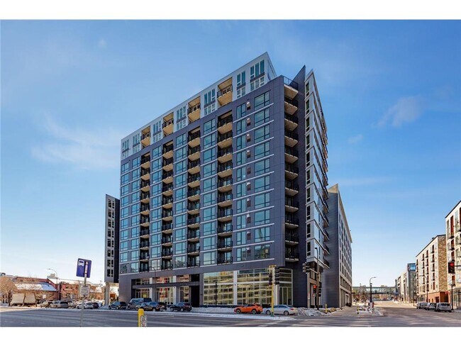 Building Photo - 811 Washington Ave S