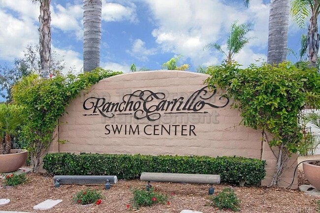 Building Photo - ***Beautiful Like-New 2 bed / 2.5 bath / 1...