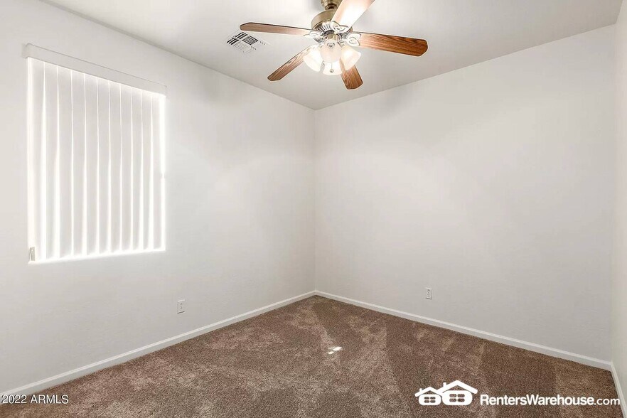Building Photo - 4836 N 126th Dr