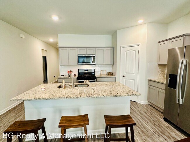 Building Photo - 3 br, 2 bath House - 34220 Garnet Lake Dr