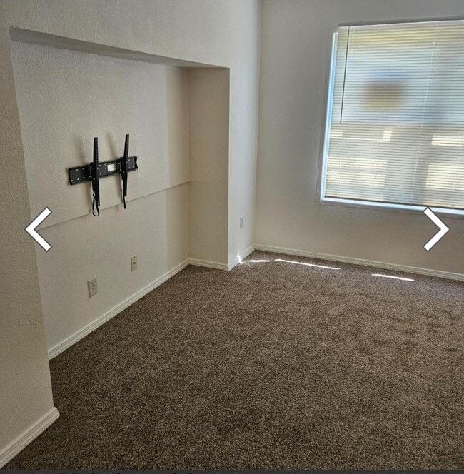 Building Photo - 2324 NW 30th St