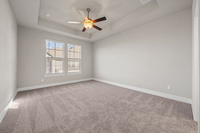 Building Photo - 217 Pinnacle Ln