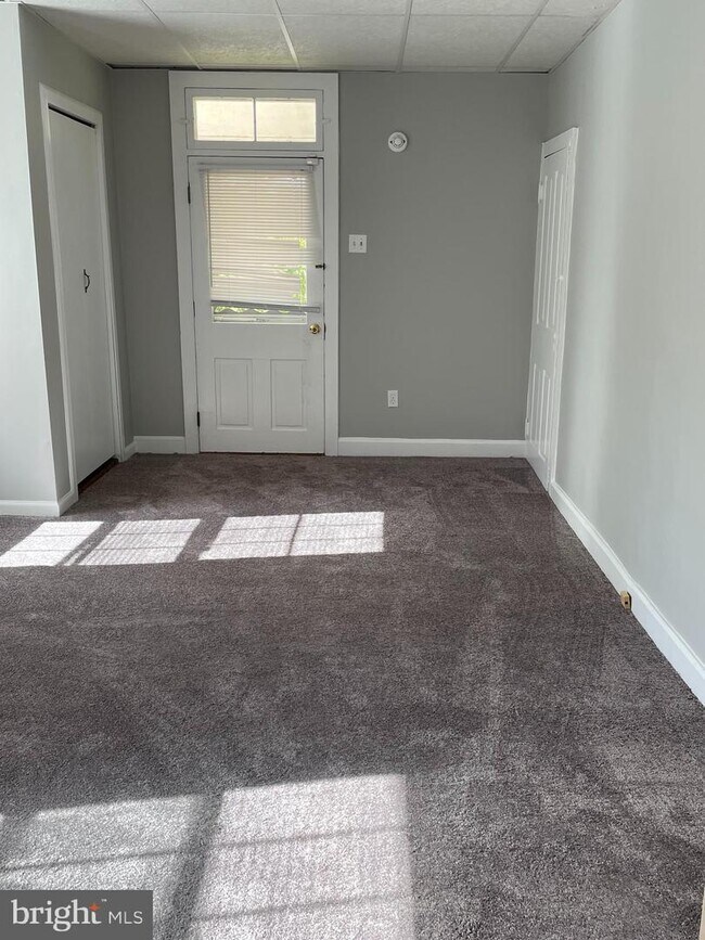 Building Photo - 1033 Old Bethlehem Rd