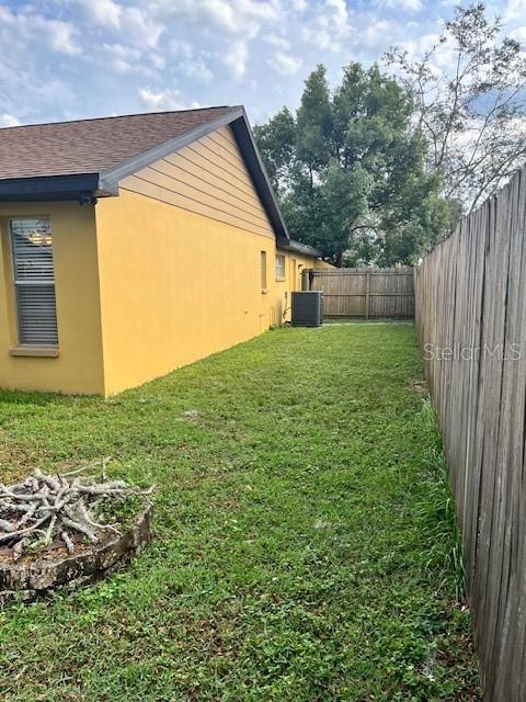 Building Photo - 724 Fortuna Dr