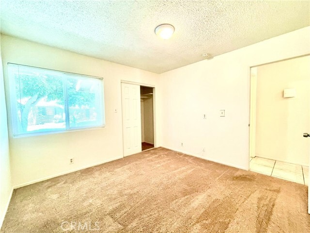 Building Photo - 513 Bayport St