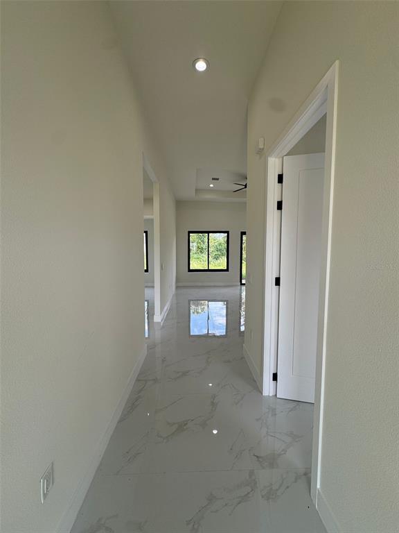Building Photo - 16475 Hillsborough Blvd