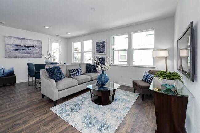 Building Photo - Newly Constructed Townhouse available in Berryessa Area