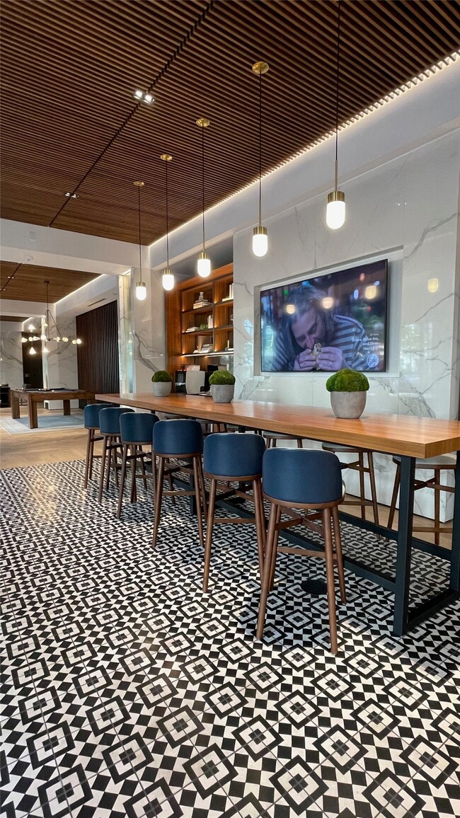 Building Photo - 160 Birdsall St