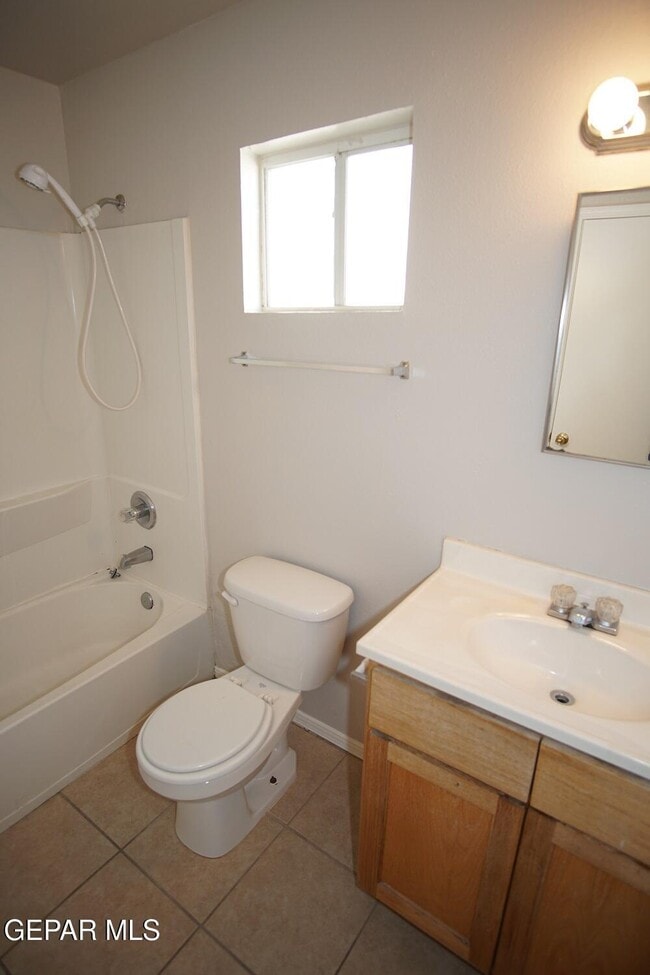Building Photo - 11021 Sunshine Ct
