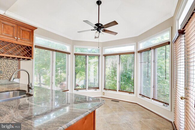 Building Photo - 21102 Raintree Ct