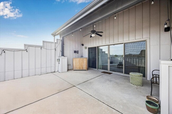 Building Photo - 2520 Bluebonnet Ln