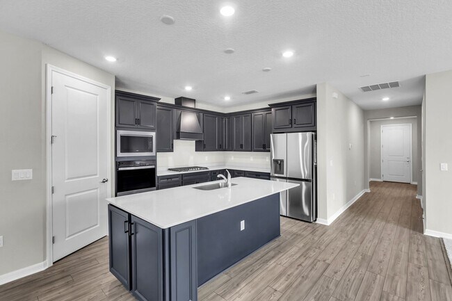 Building Photo - New construction 4/3 on cul-de-sac in cove...