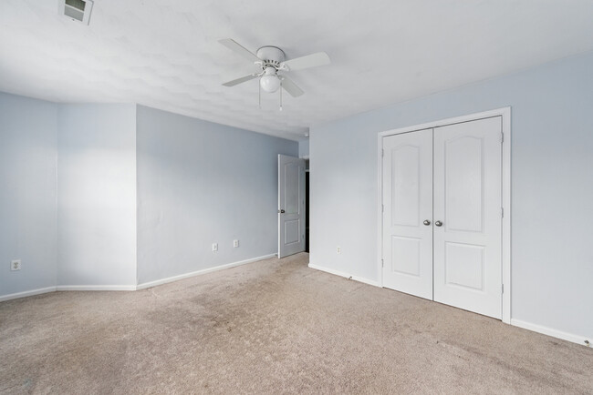 Building Photo - 1023 Snead Dr