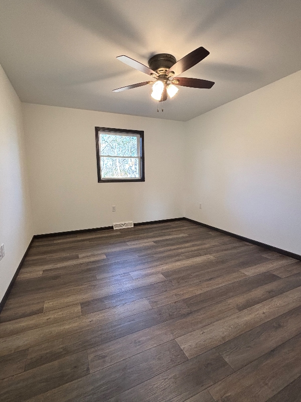 Building Photo - 337 Mulberry St