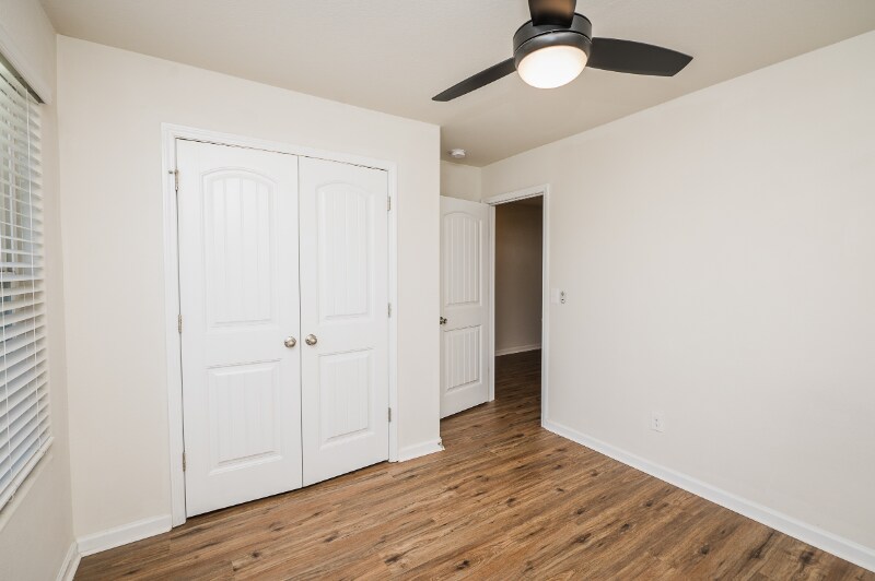 Building Photo - 130 Trailwood Ct