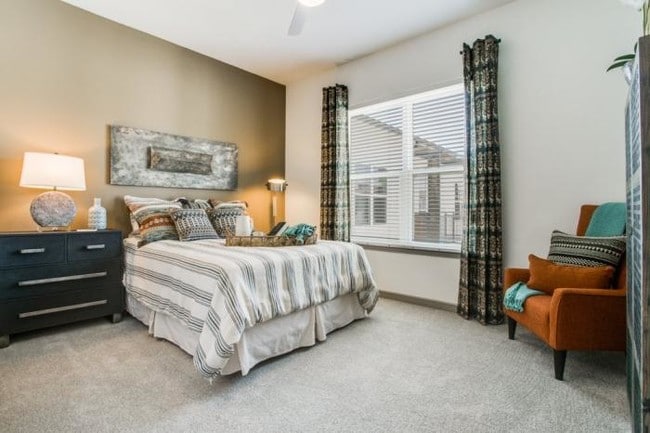 Building Photo - 2 bedroom in Dallas TX 75235