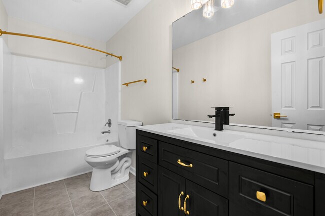 Building Photo - 305 Dearing Dr