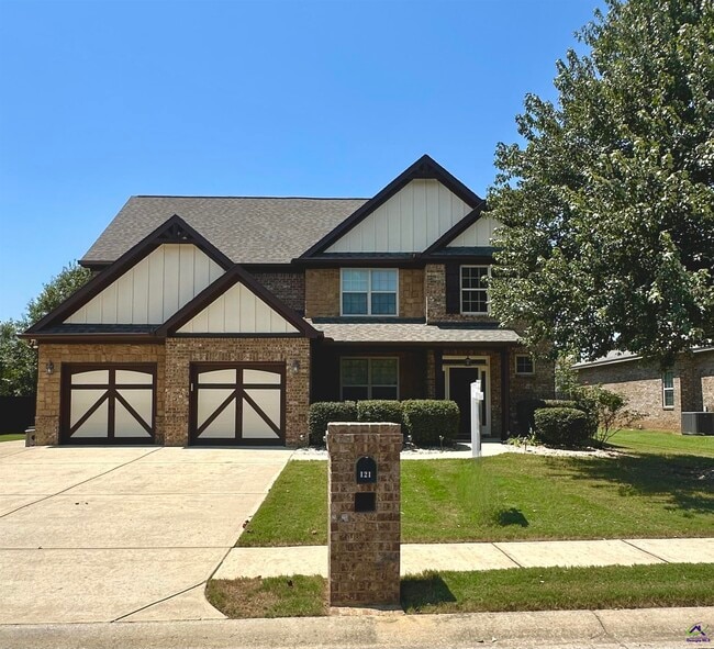 Building Photo - 121 Hawks Tail Dr