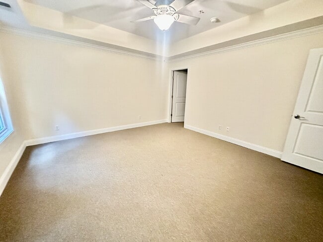 Building Photo - Downtown Living in The Heart of The Blufft...