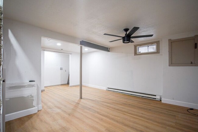 Building Photo - 1224 Page Blvd