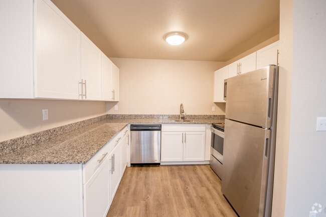 Kitchen - Lindale Apartments