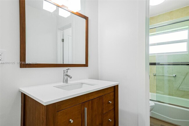 Building Photo - Southwest 108th Street, Miami, FL 33186 - 3 BR 2 BA house