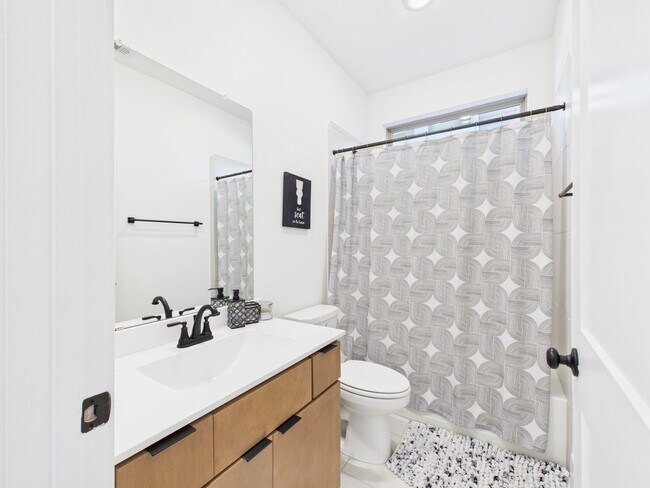 Building Photo - 15819 Black Grouse Dr