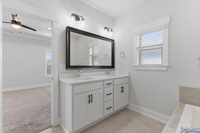 Building Photo - 21718 Nature’s Cv Dr