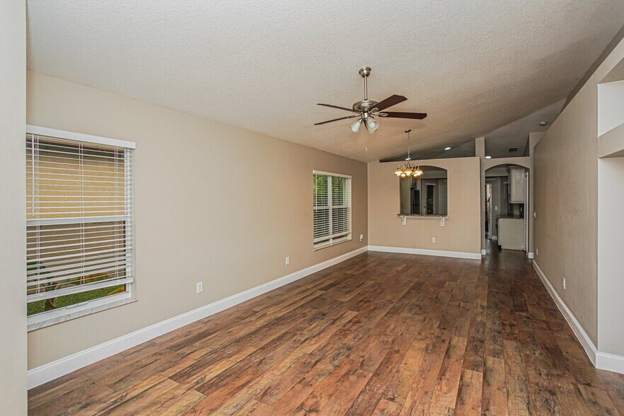 Building Photo - 10610 Navigation Dr