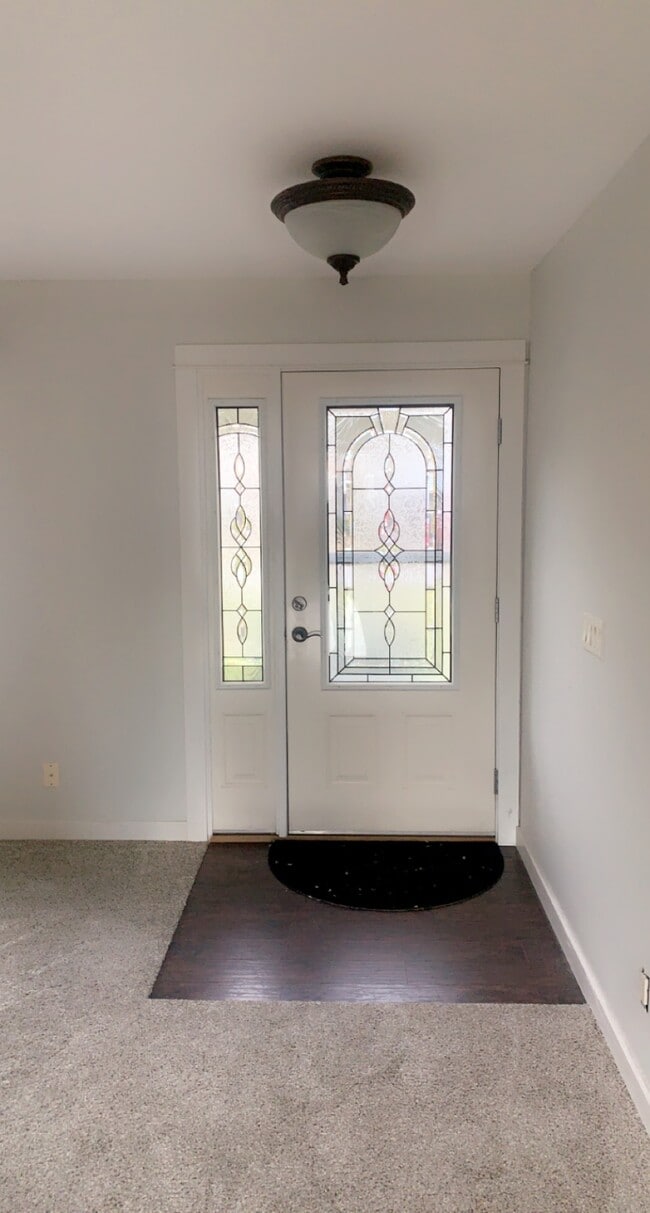 Building Photo - 8071 Emery Rd