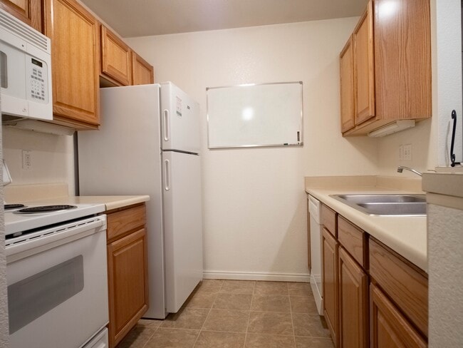 Building Photo - 108 W 1230 N St