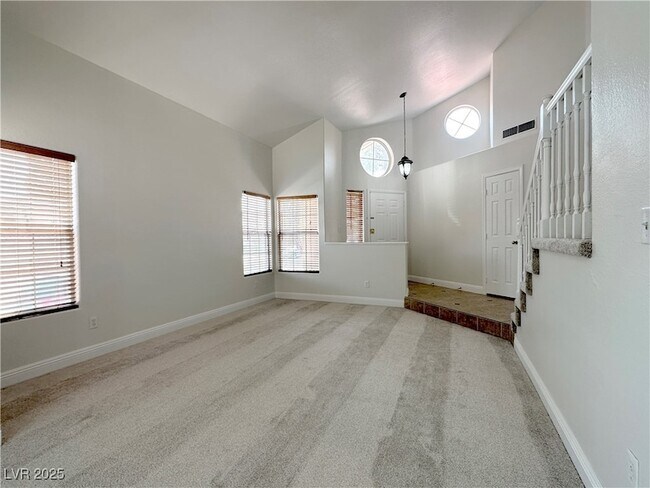 Building Photo - 7604 Cruz B