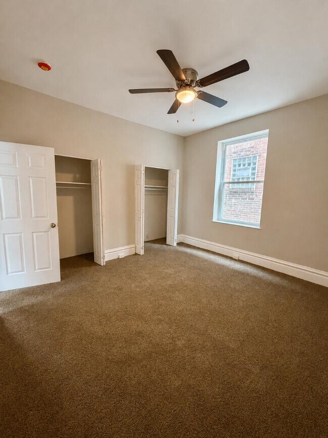 Building Photo - 3640 Liermann Ave