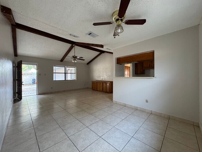 Building Photo - 1821 Norma Ln