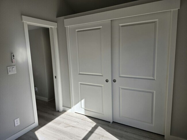 Building Photo - 8372 Enchanted Way SE