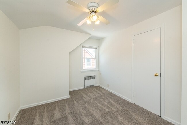 Building Photo - 44 Gless Ave