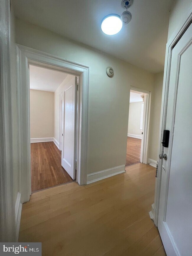 Building Photo - 4915 Wynnefield Ave