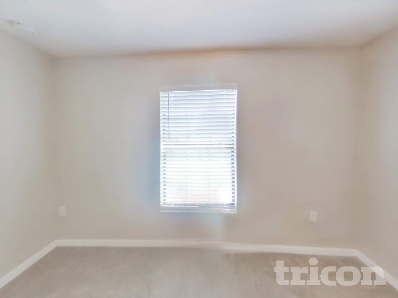 Building Photo - 866 N Fairbanks Dr