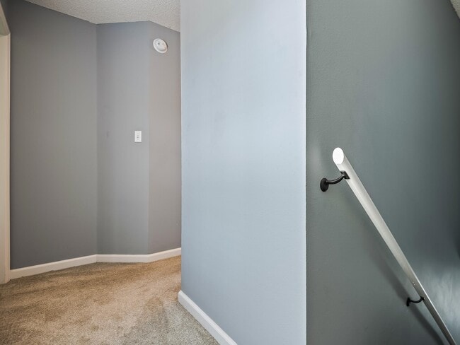 Building Photo - 5015 Mint Hill Ct