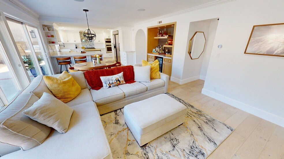 Building Photo - 880 Cayo Grande Ct