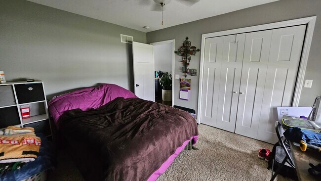 Building Photo - 6122 Stone Mill Dr