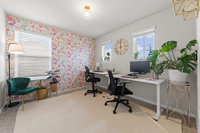 Building Photo - 104 Blue Sage Dr