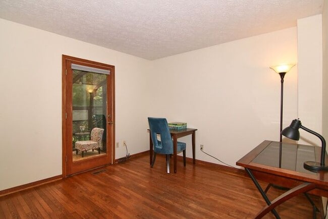 Building Photo - Furnished Home Blocks from Butler University!