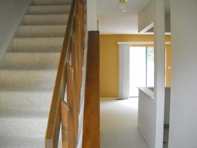 Building Photo - 3 Bedroom, 2.5 Bath Townhouse with Attached Garage in Desirable Lafayette, CO!